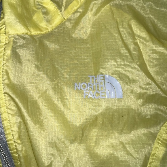 The North Face Cyclone Hoodie Zip-Up Lightweight Windbreaker Size Medium - Picture 2 of 8